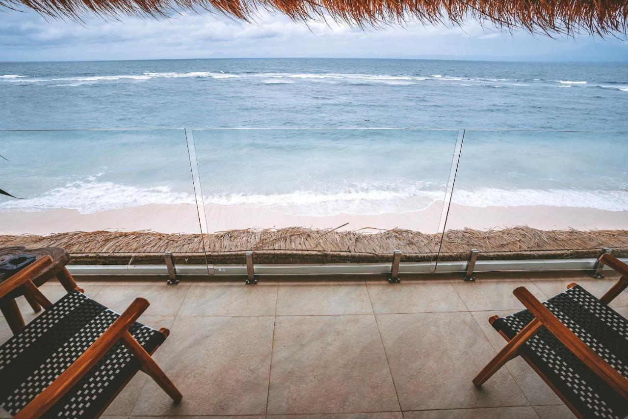 Legends Beachfront Resort ウルワツ エクステリア 写真