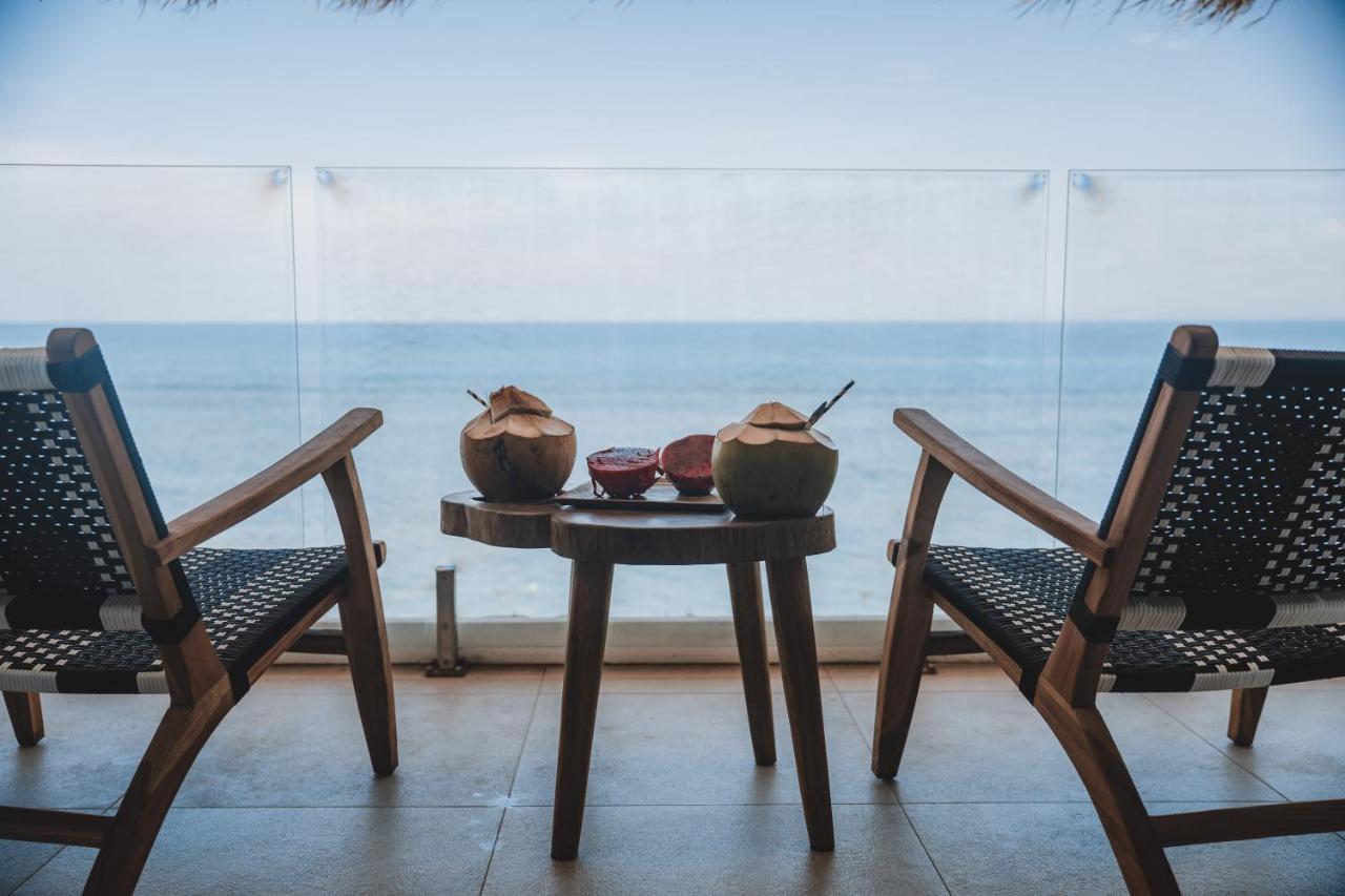 Legends Beachfront Resort ウルワツ エクステリア 写真
